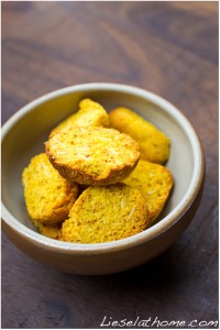 Saffron cookies in a bowl