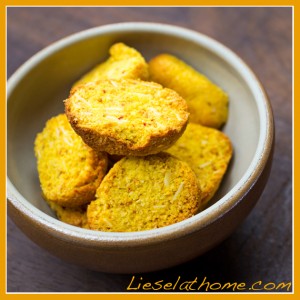 Yellow saffron cookies