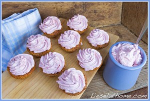 Sweet potato and raspberry muffins with topping