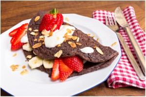 chocolate pancake w strawberries