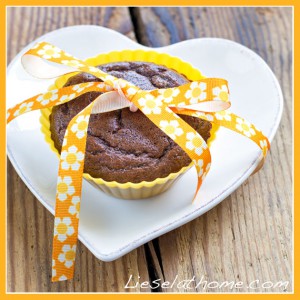 chocolate-muffin-w-band